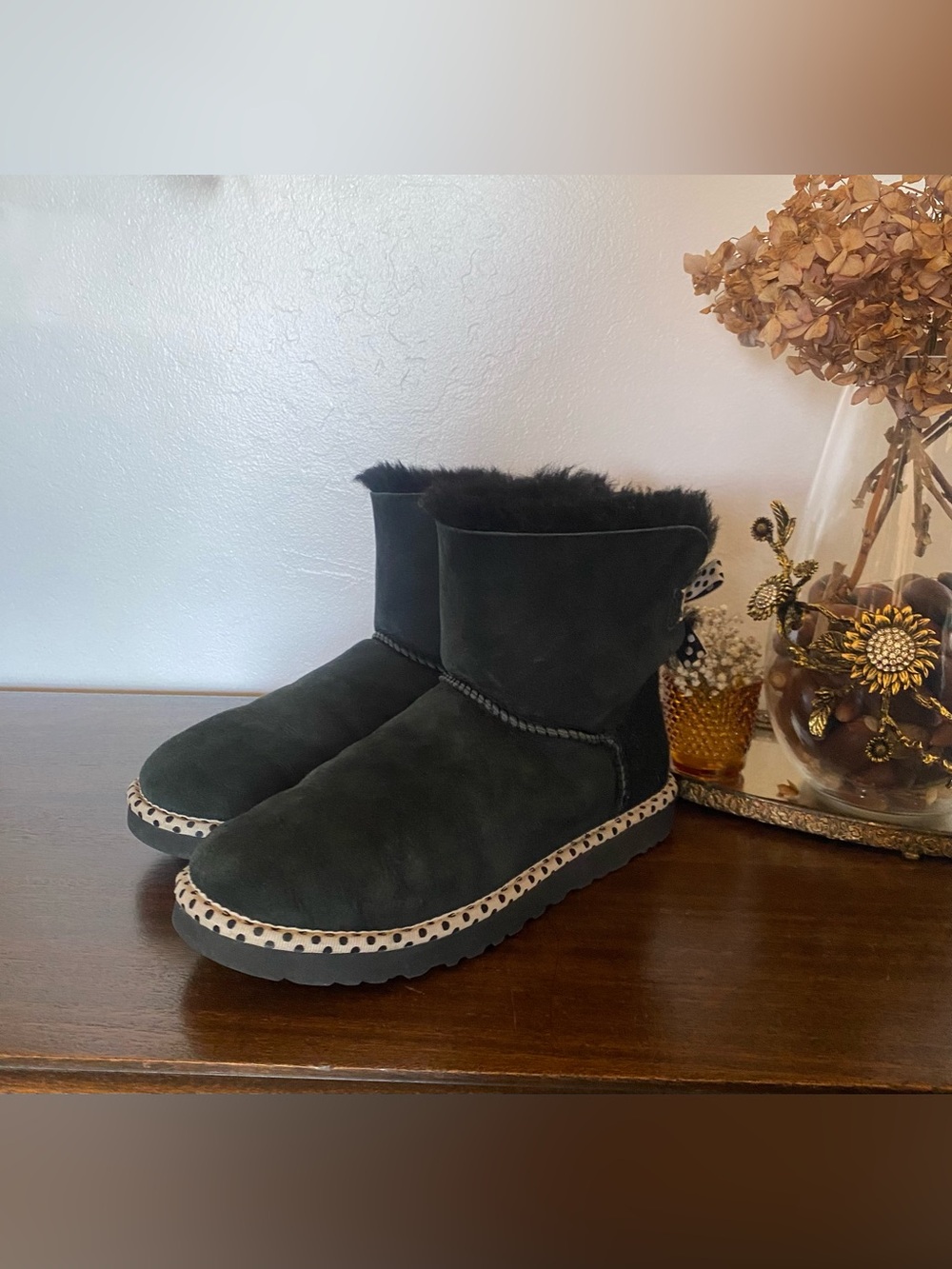 UGG Black Suede Faux-Shearling Ankle Bootie with Contrast Trim - Picture 4 of 6